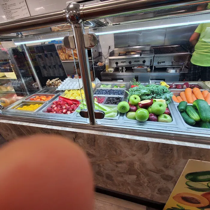 Mamaroneck Avenue Food Market Picture 7