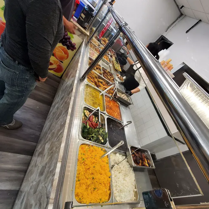 Mamaroneck Avenue Food Market Picture 5