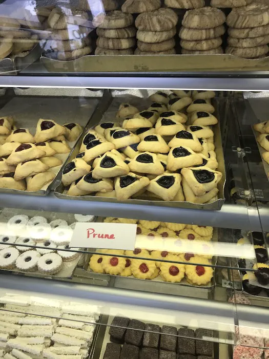 White Plains Bake Shoppe Picture 3