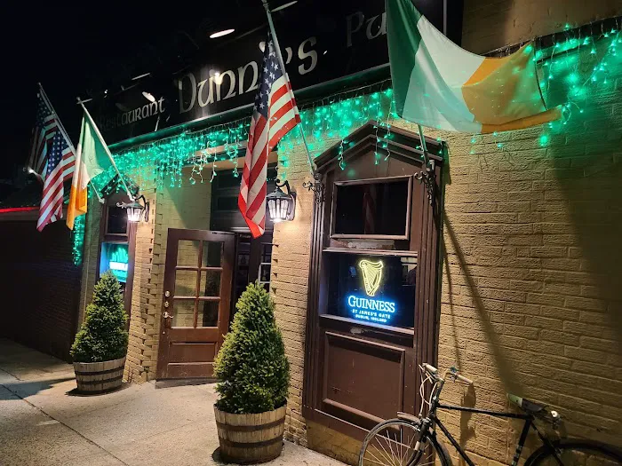 Dunne's Pub Picture 8