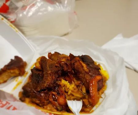 Las Mamis Restaurant