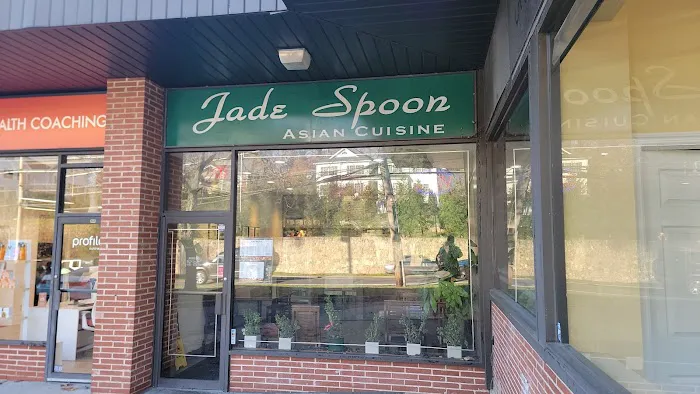 Jade Spoon Picture 8