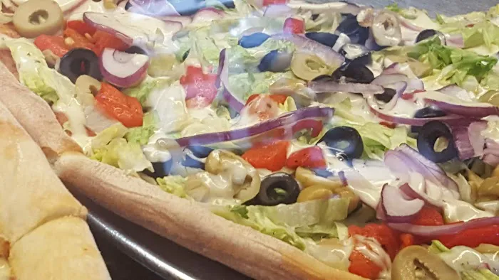 Italian Village Pizzeria Picture 4