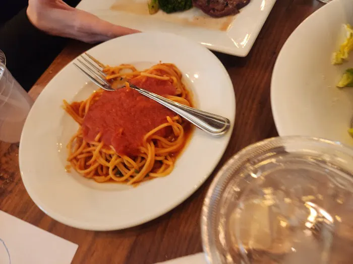 Lombardo's White Plains Picture 4