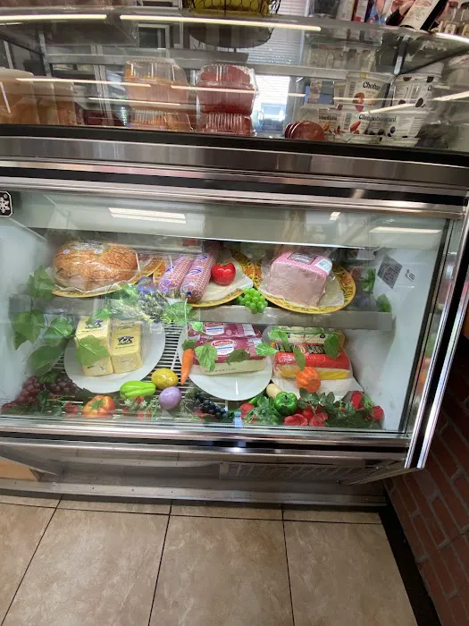 Little Deli Picture 4