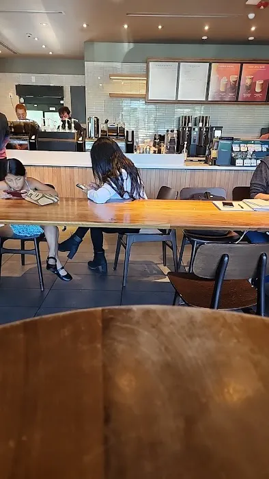 Starbucks Picture 10