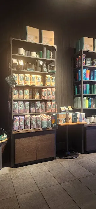 Starbucks Picture 2