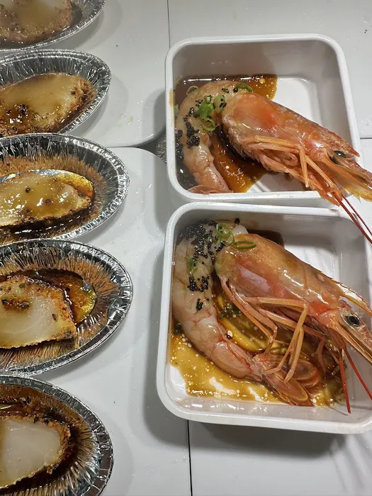 Umi Hotpot Sushi & Seafood Buffet mini Picture 7