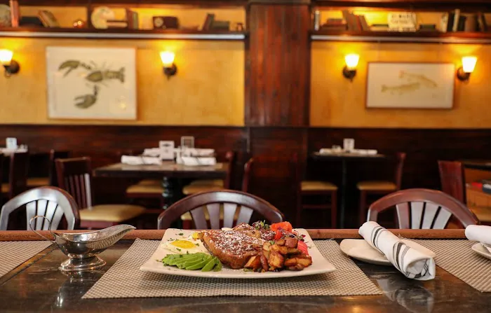 Pete's Saloon & Restaurant Picture 4