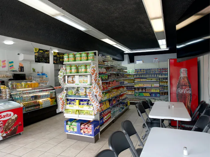 Max's Coffee Deli Picture 2