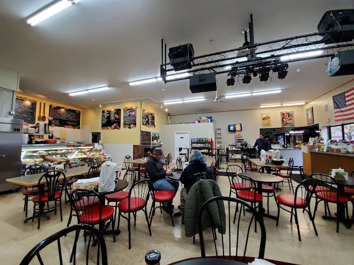 Carmine's Italian Deli & Cafe Picture 10