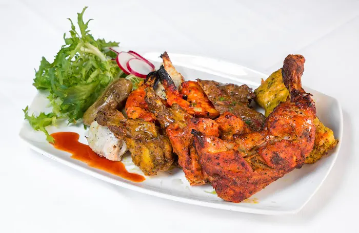 RaaSa Indian Cuisine Picture 2