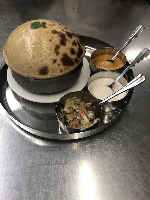 RaaSa Indian Cuisine Picture 6