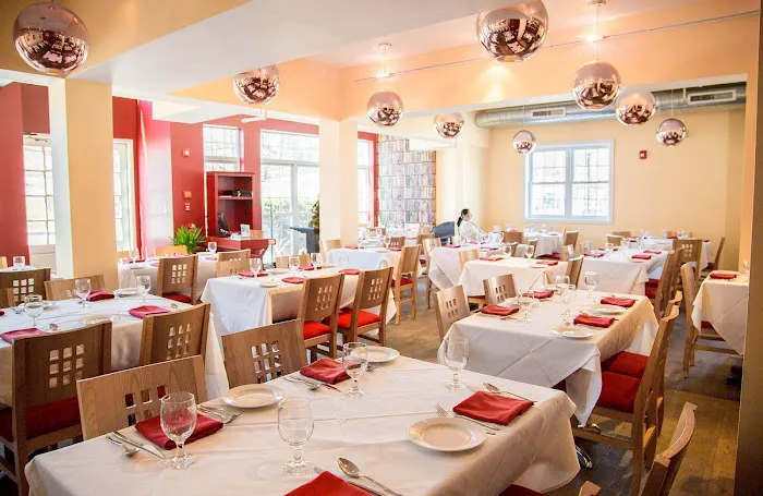 RaaSa Indian Cuisine Picture 9