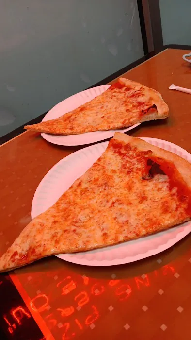 King Pizza Picture 4