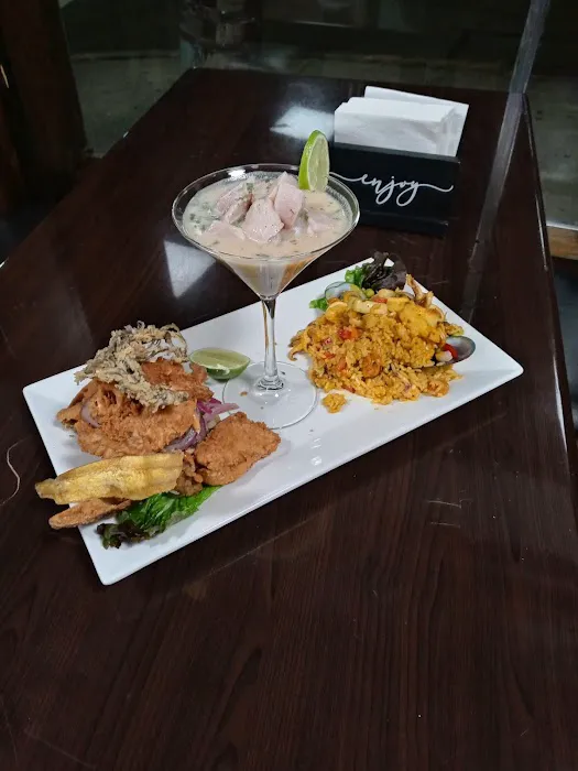 La Villa Peruvian Restaurant Picture 1