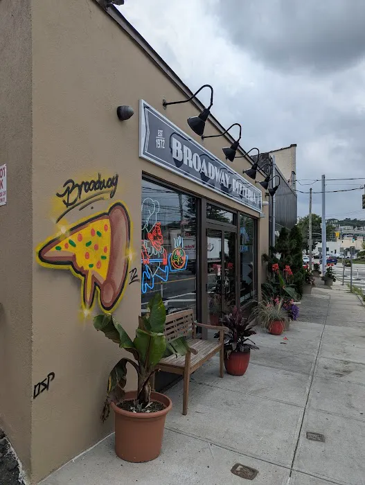 Broadway Pizzeria of White Plains Picture 3