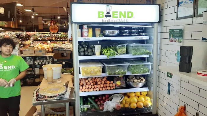 Blend Smoothie & Salad Bar - Elmsford Picture 5
