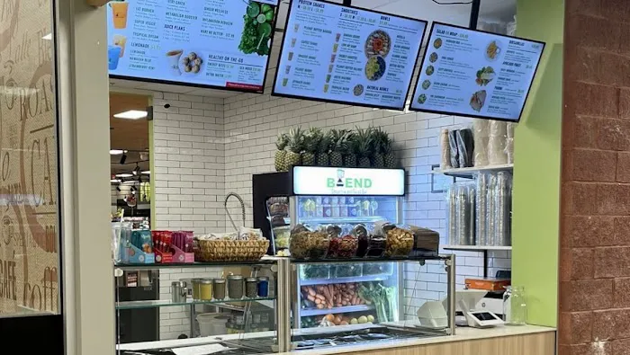 Blend Smoothie & Salad Bar - Elmsford Picture 8