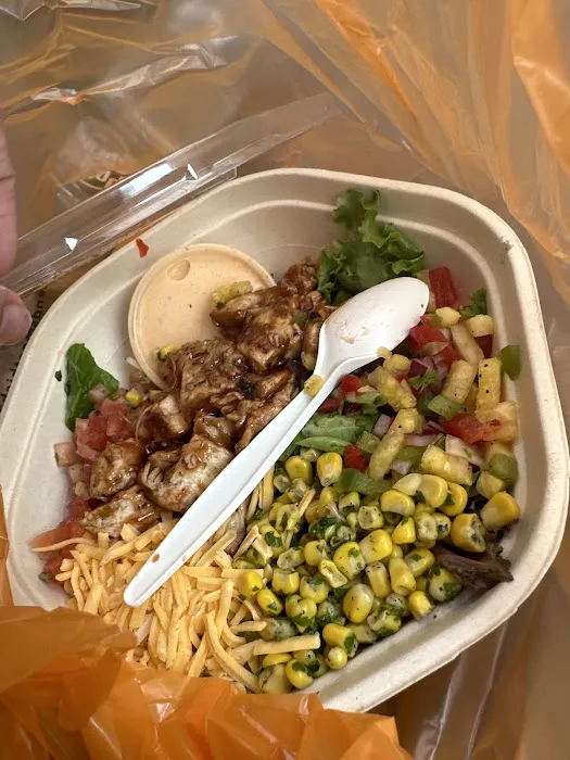 Blend Smoothie & Salad Bar - Elmsford Picture 6