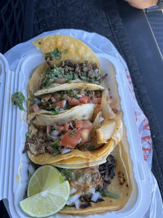 Teca's Tacos Picture 5
