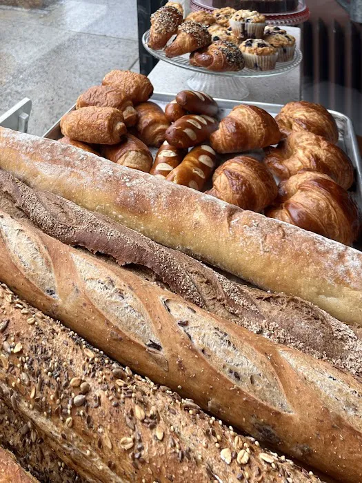 Bread & Cocoa Picture 2