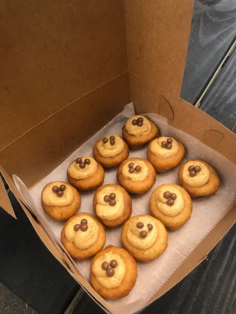 Side Door Donuts Picture 5