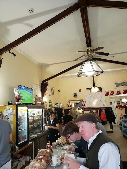 Harbour House Coffee Shop Picture 2