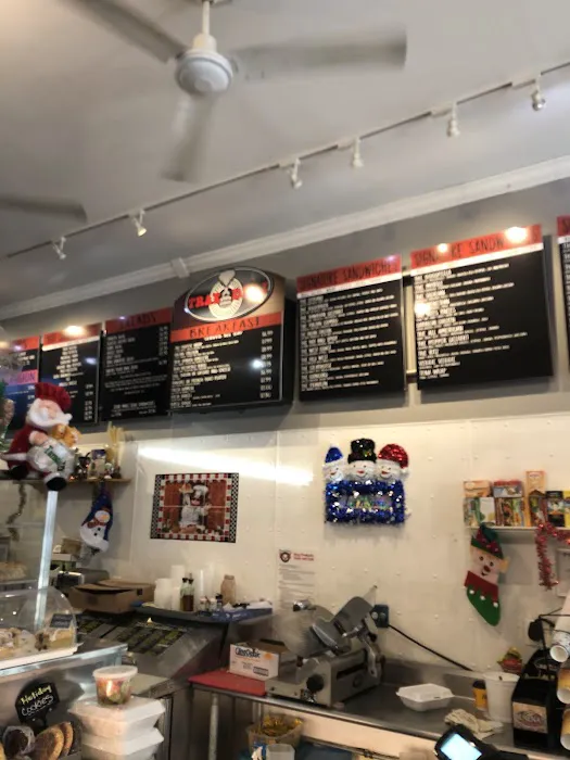 Trax Deli Picture 3