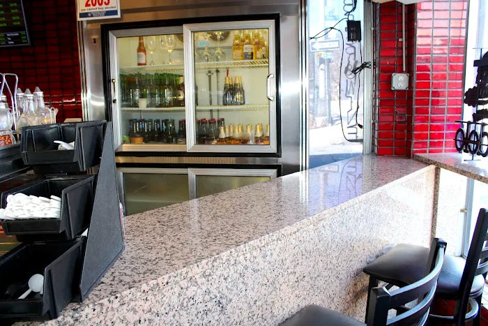 Nicky's Pizzeria & Restaurant Picture 5