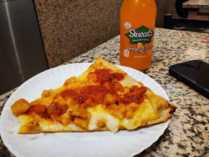 Nicky's Pizzeria & Restaurant Picture 7