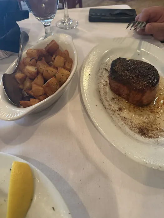 Lenny's Steakhouse Picture 6