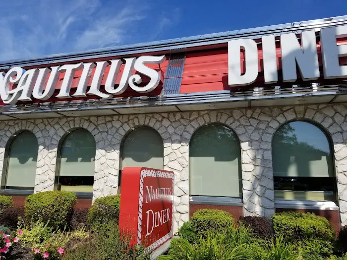 Nautilus Diner Picture 6