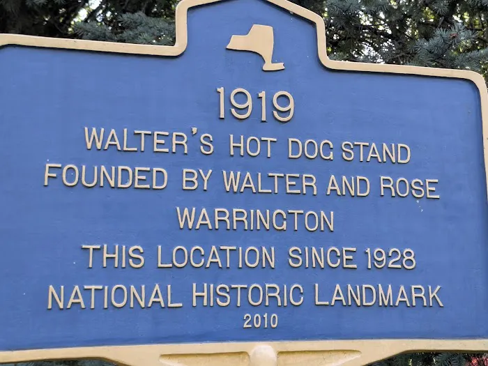 Walter's Hot Dogs - Mamaroneck Picture 1