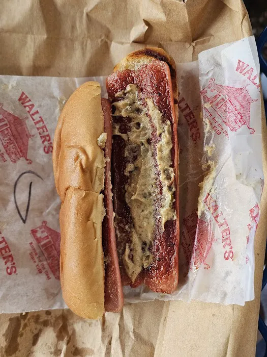Walter's Hot Dogs - Mamaroneck Picture 10
