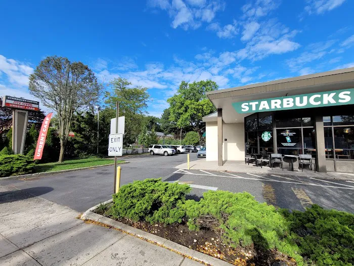 Starbucks Picture 10