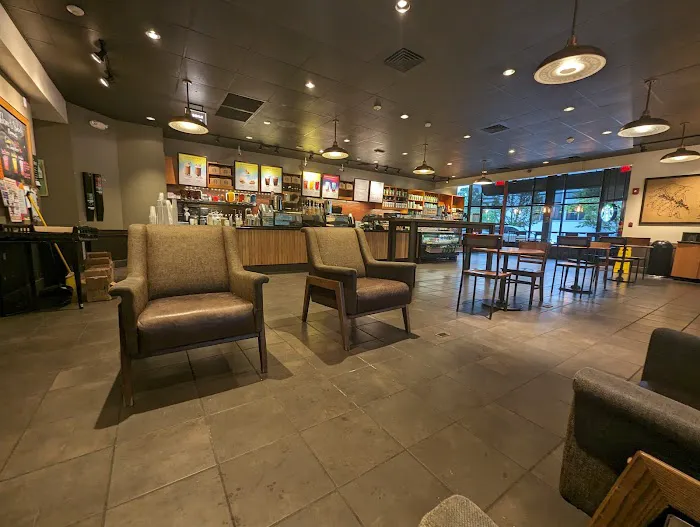 Starbucks Picture 5