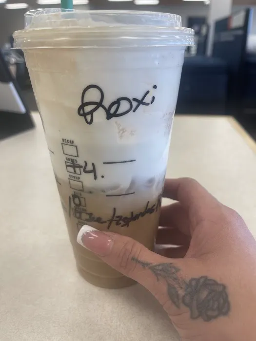 Starbucks Picture 3