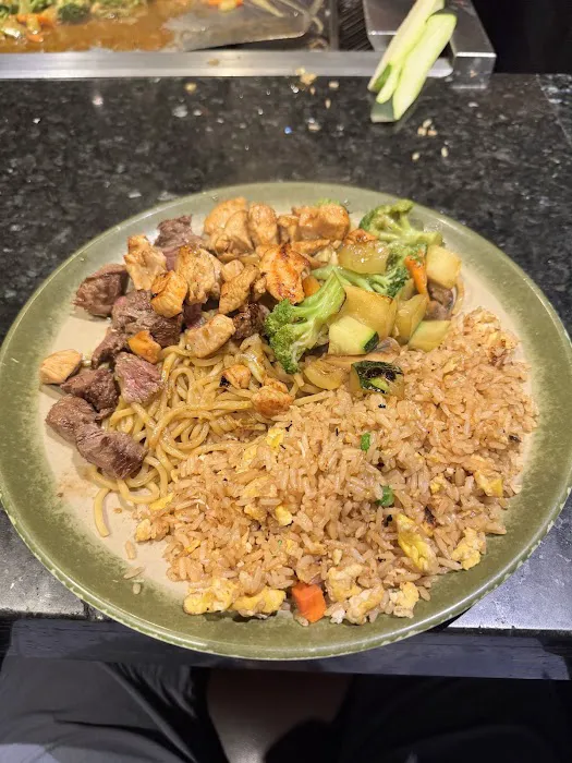 Buddha Asian Bistro & Hibachi Picture 4