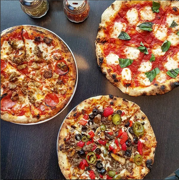 Antonio's Pizza Picture 5