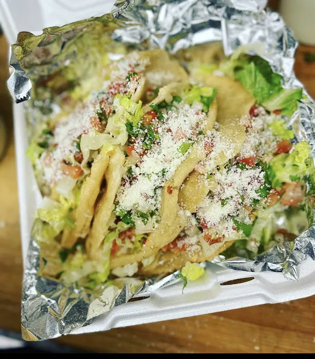 Los 3 Tacos Picture 10