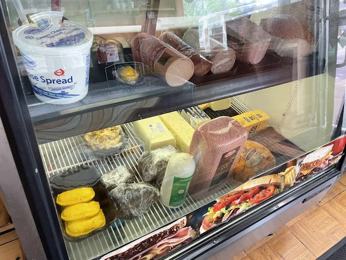 Jnhee Deli & Grocery Inc Picture 6