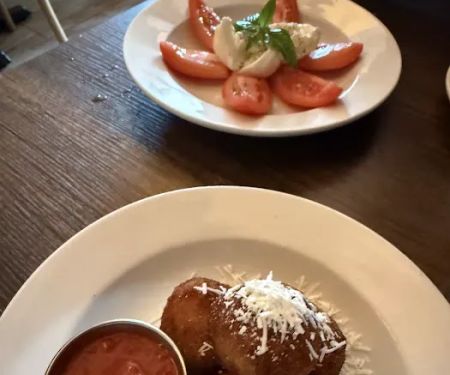 Flora’s Wine Bar & Restaurant