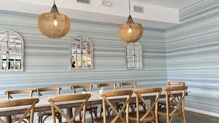 Fora Cafe Picture 9
