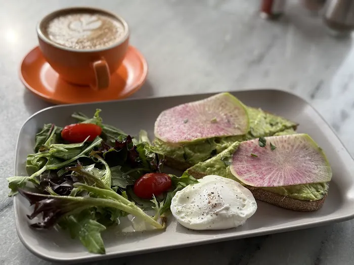 Fora Cafe Picture 5