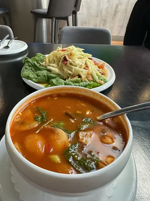 Prainam Thai Restaurant & Bar Picture 2
