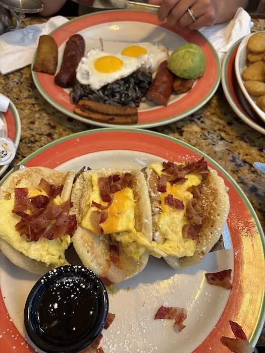 Glen Cove Diner Picture 4