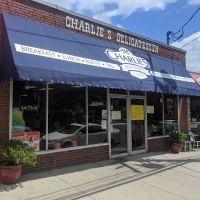 Charlie's Deli & Catering ico