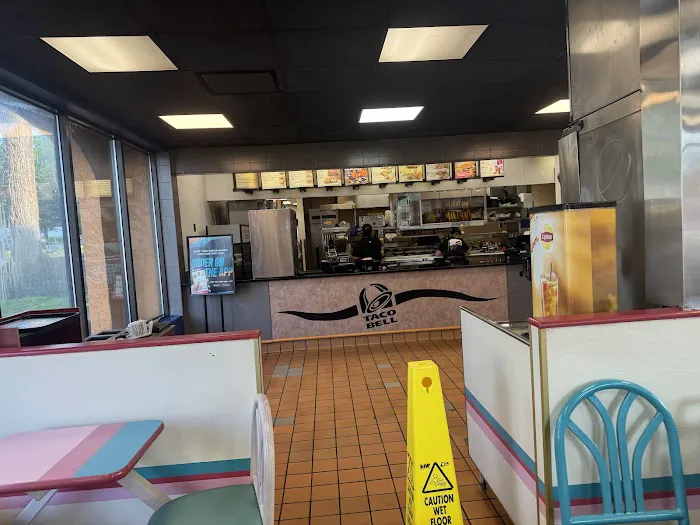 Taco Bell Picture 6