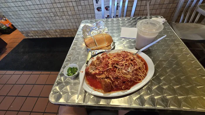 Delicious Pizzeria Picture 1
